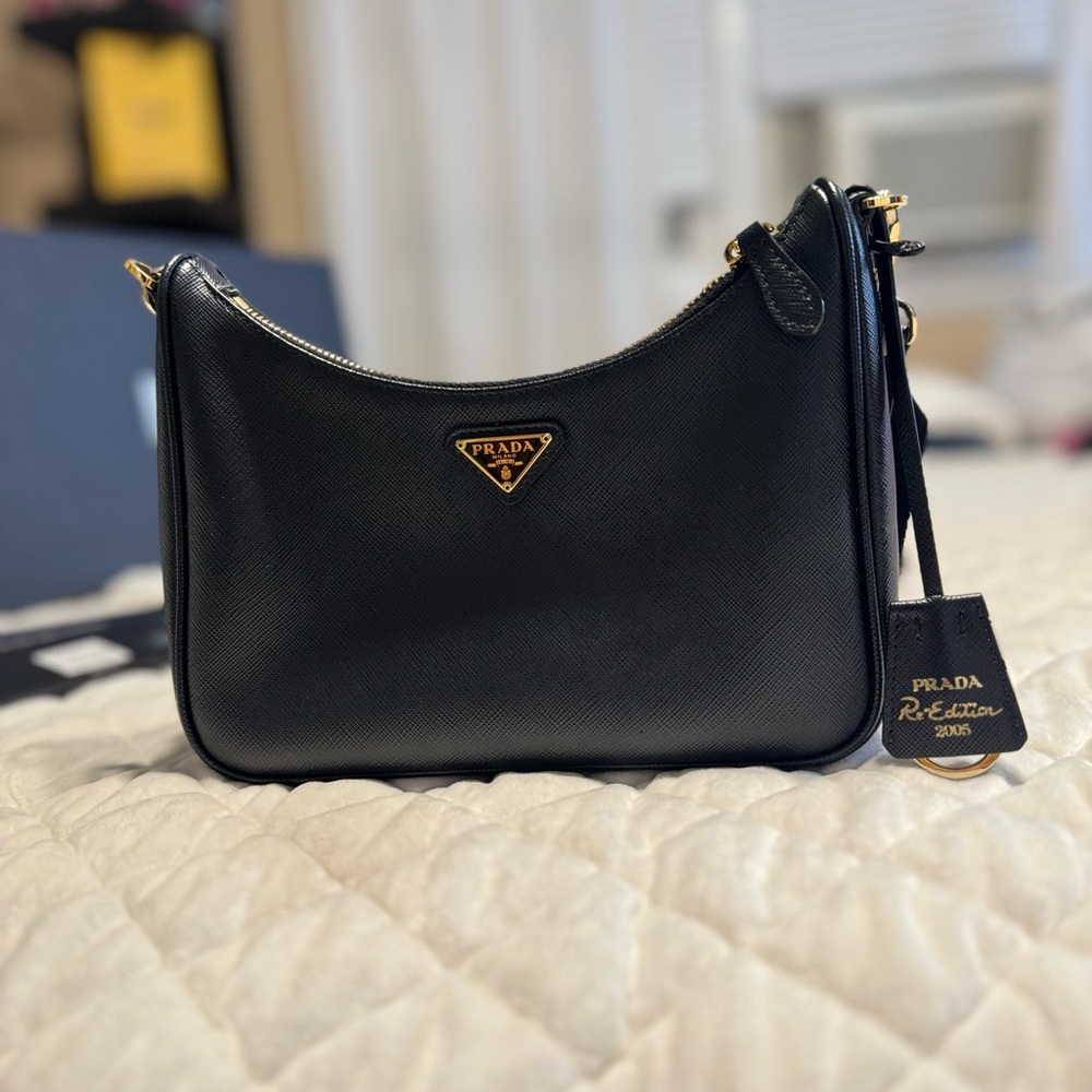 Prada Re-Edition 2005 Saffiano leather bag - Picture 3 of 5